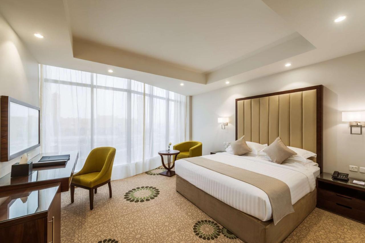Best Western Plus Al Qurayyat City Center Esterno foto