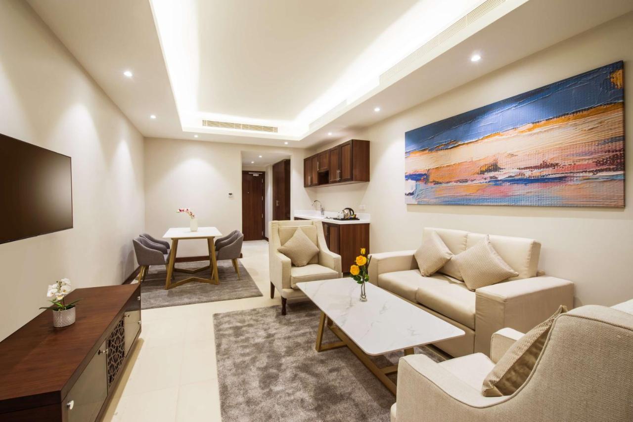 Best Western Plus Al Qurayyat City Center Esterno foto