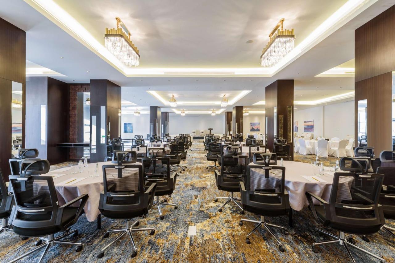 Best Western Plus Al Qurayyat City Center Esterno foto